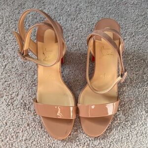 Christian Louboutin nude patent leather ankle strap block heels | size 36.5